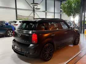 MINI Countryman (2015) thumbnail 4