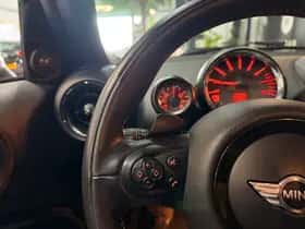 MINI Countryman (2015) thumbnail 33