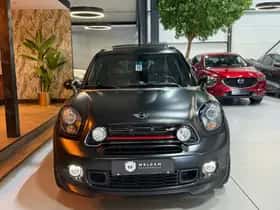 MINI Countryman (2015) thumbnail 8