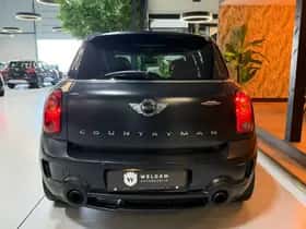 MINI Countryman (2015) thumbnail 9