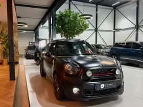 MINI Countryman (2015) thumbnail 10
