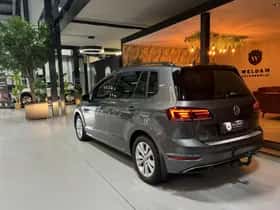Volkswagen Golf (2018) thumbnail 16
