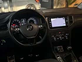 Volkswagen Golf (2018) thumbnail 26
