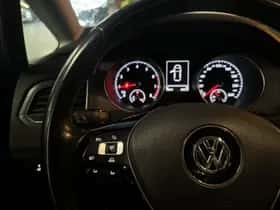 Volkswagen Golf (2018) thumbnail 27