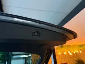 Volkswagen Tiguan (2019) thumbnail 11