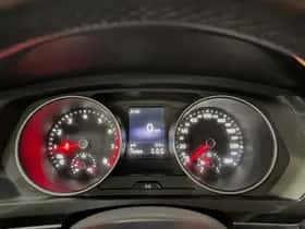 Volkswagen Tiguan (2019) thumbnail 30