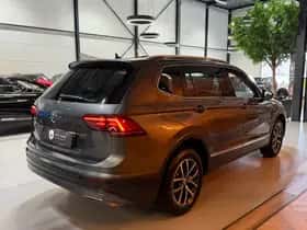 Volkswagen Tiguan (2019) thumbnail 4