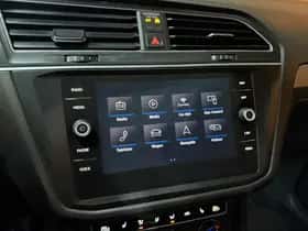 Volkswagen Tiguan (2019) thumbnail 35