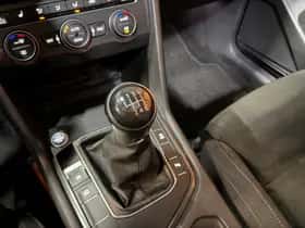 Volkswagen Tiguan (2019) thumbnail 38