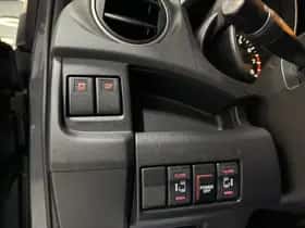 Mazda 5 (2012) thumbnail 8
