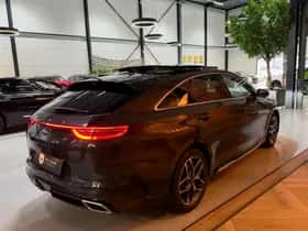 Kia Proceed (2021) thumbnail 4