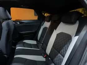 Kia Proceed (2021) thumbnail 9