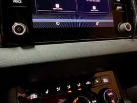 Škoda Karoq (2021) thumbnail 32