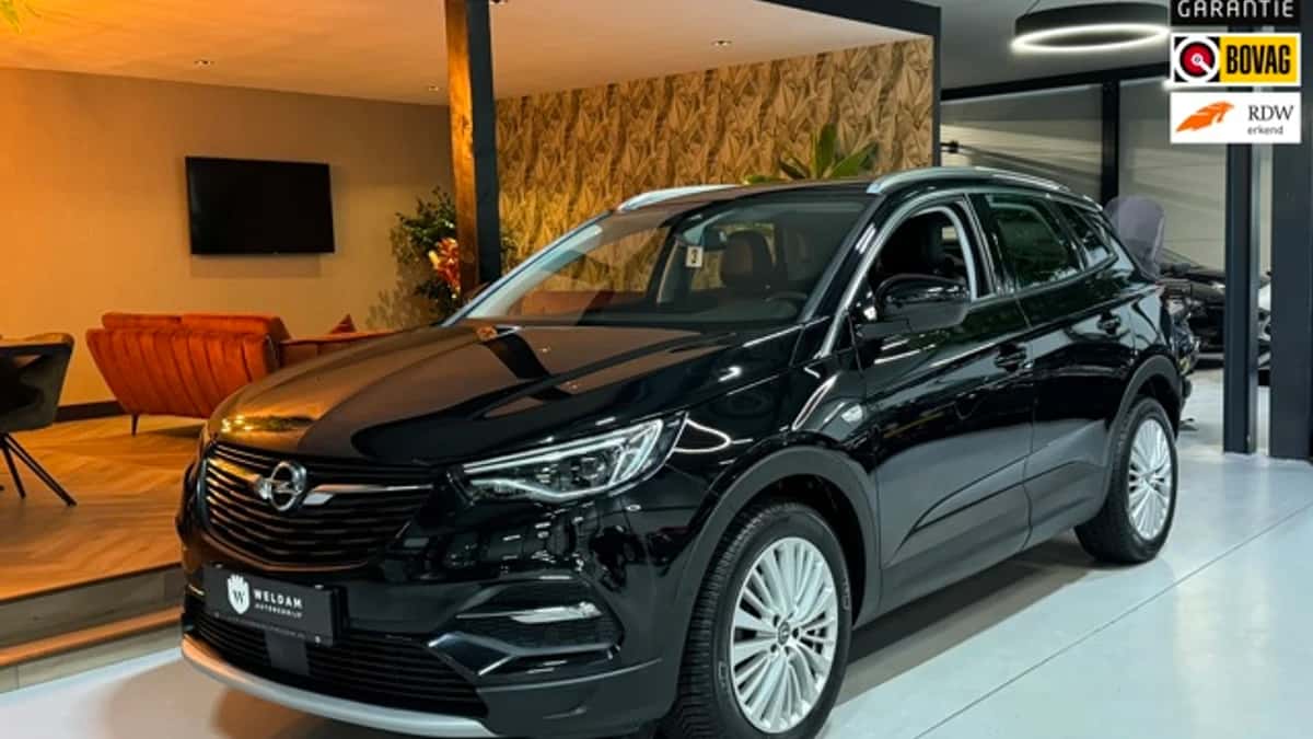 Opel Grandland X (2019) — foto 1