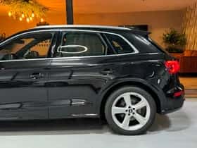 Audi SQ5 (2018) thumbnail 24