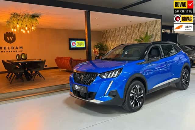 Peugeot 2008 (2023) thumbnail 2