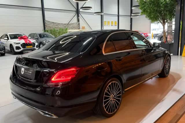 Mercedes-Benz C-Klasse (2019) thumbnail 3