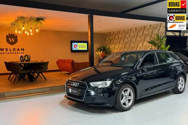 Audi A3 (2017) thumbnail 2