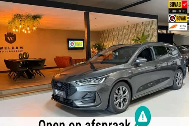 Ford Focus (2023) thumbnail 1
