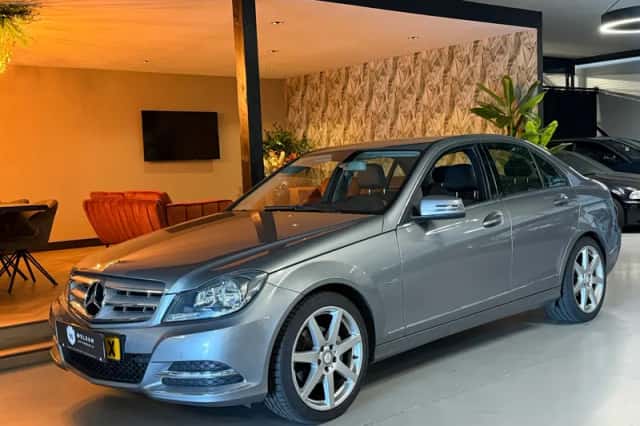 Mercedes-Benz C-Klasse (2011) thumbnail 6