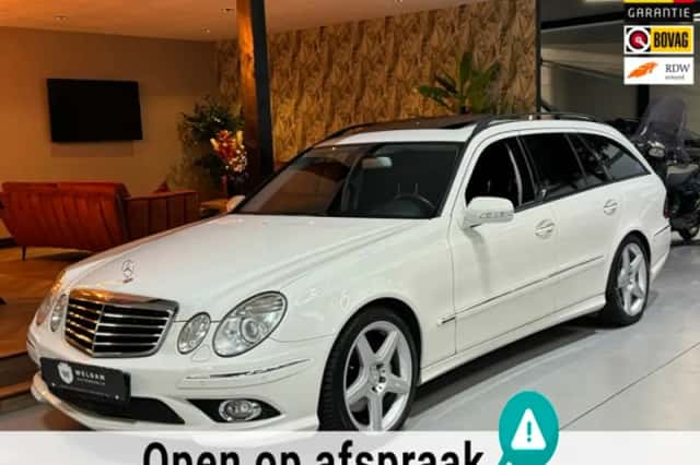 Mercedes-Benz E-Klasse (2008) thumbnail 1