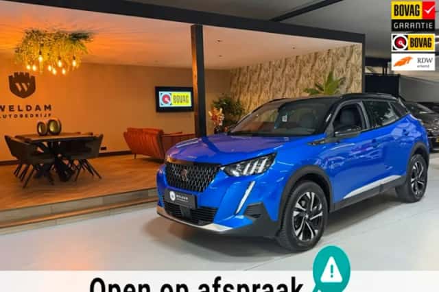 Peugeot 2008 (2023) thumbnail 1