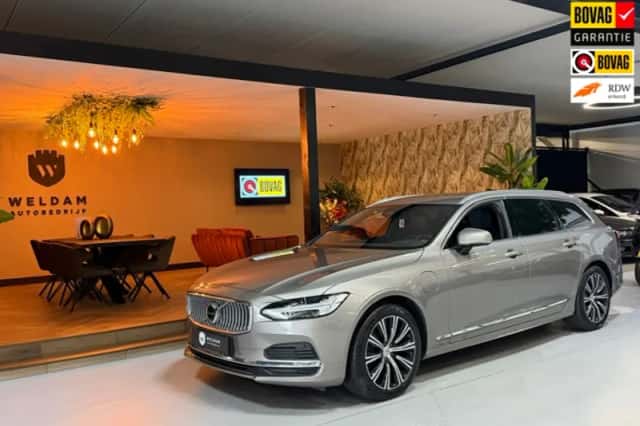 Volvo V90 (2021) thumbnail 1