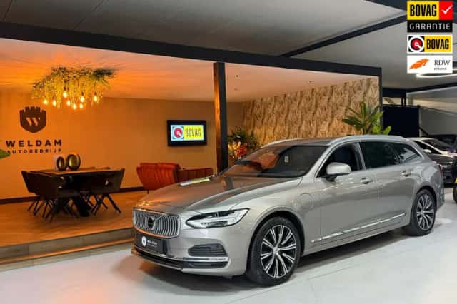 Volvo V90 (2021) thumbnail 2