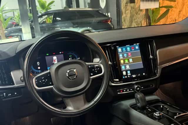 Volvo V90 (2021) thumbnail 6