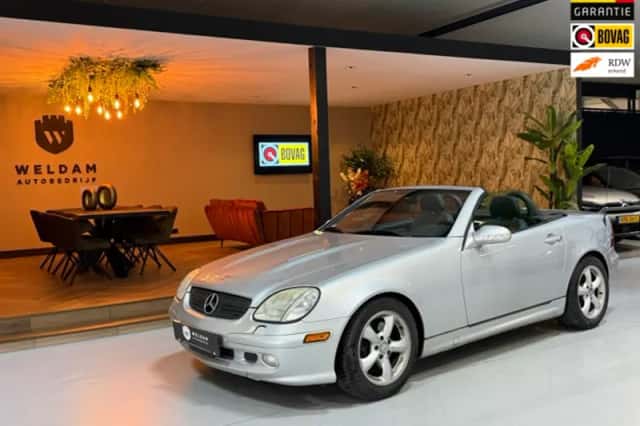Mercedes-Benz SLK-Klasse (2001) thumbnail 1