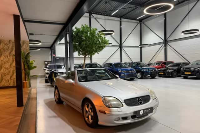 Mercedes-Benz SLK-Klasse (2001) thumbnail 3