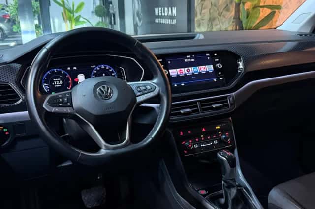 Volkswagen T-Cross (2020) thumbnail 4