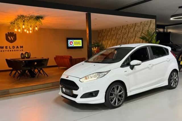 Ford Fiesta (2017) thumbnail 1