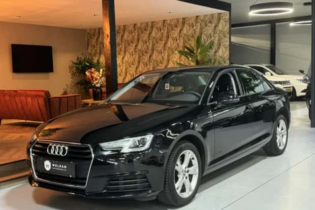 Audi A4 (2018) thumbnail 1
