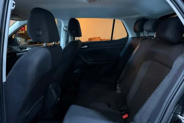 Volkswagen T-Cross (2021) thumbnail 6