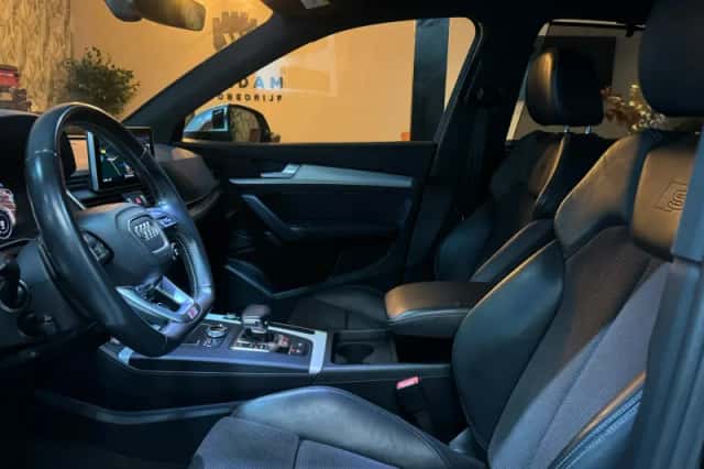 Audi Q5 (2018) thumbnail 5
