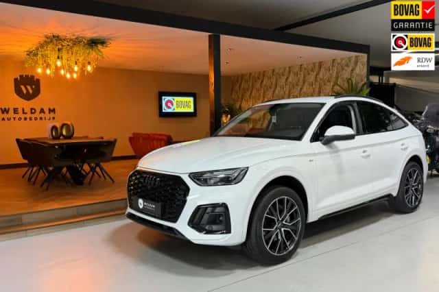 Audi Q5 (2022) thumbnail 1