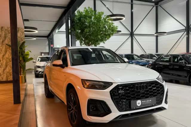 Audi Q5 (2022) thumbnail 6