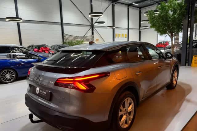 Citroën C5 X (2023) thumbnail 2