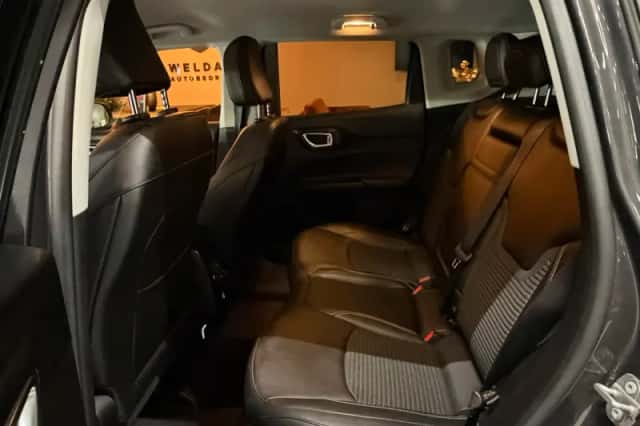 Jeep Compass (2023) thumbnail 6