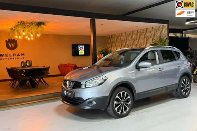 Nissan Qashqai (2011) thumbnail 1