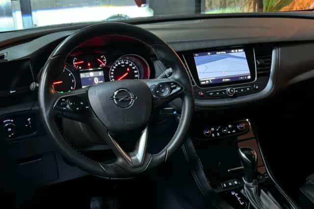 Opel Grandland (2019) thumbnail 2