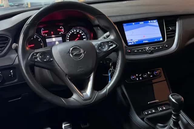 Opel Grandland X (2019) thumbnail 3