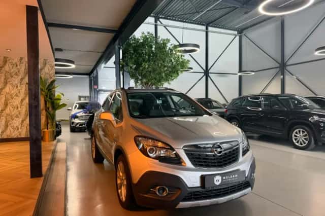 Opel Mokka (2015) thumbnail 4