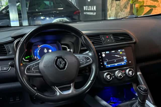 Renault Kadjar (2019) thumbnail 2