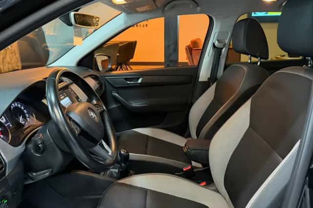 Škoda Fabia (2015) thumbnail 5