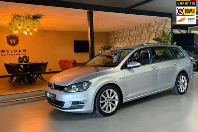Volkswagen Golf (2017) thumbnail 1