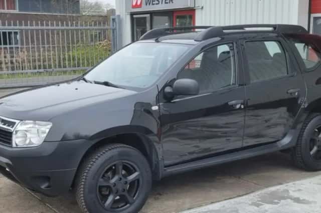 Dacia Duster (2010) thumbnail 1