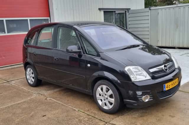 Opel Meriva (2009) thumbnail 4