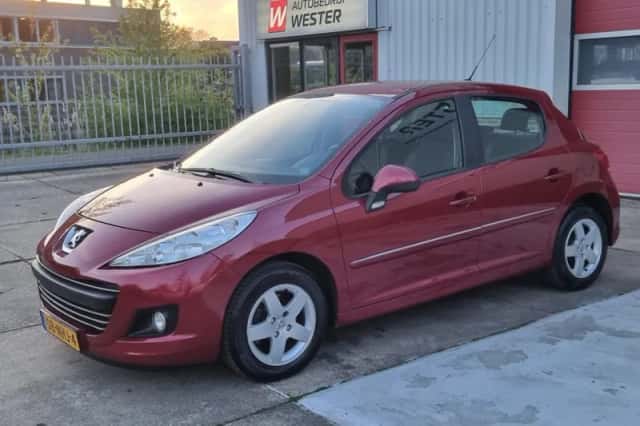 Peugeot 207 (2010) thumbnail 2